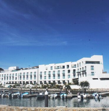 Redescubriendo dos hoteles icónicos de Los Cabos con Hello Seahorse!