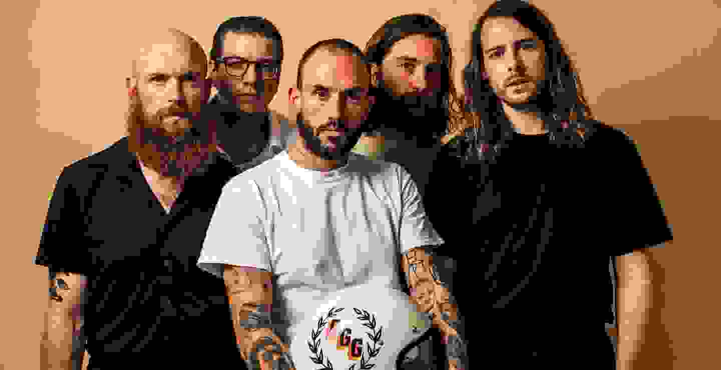 IDLES libera videoclip para “When The Lights Come On” 