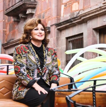 Angélica María: La novia que se convirtió en reina #GIFF2014