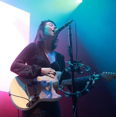 Converse Rubber Tracks Live: Noche de tenis y chicas con Dum Dum Girls