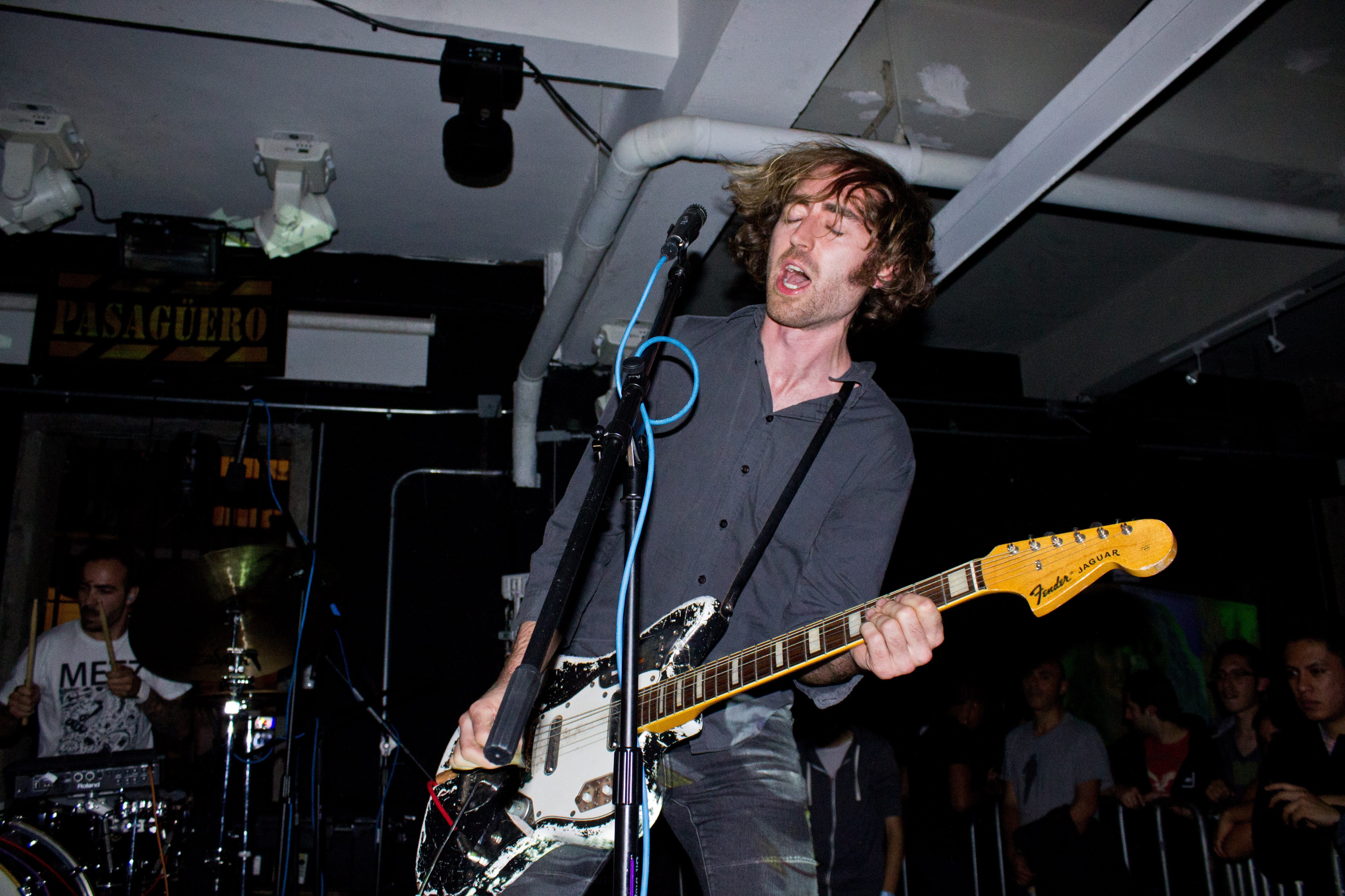 A Place To Bury Strangers, una noche que rompió tímpanos