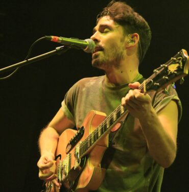 Converse Rubber Tracks: Local Natives, una cascada de melodías