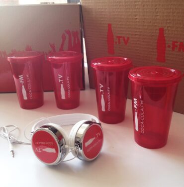 Llévate un Kit #ViveCocaTV