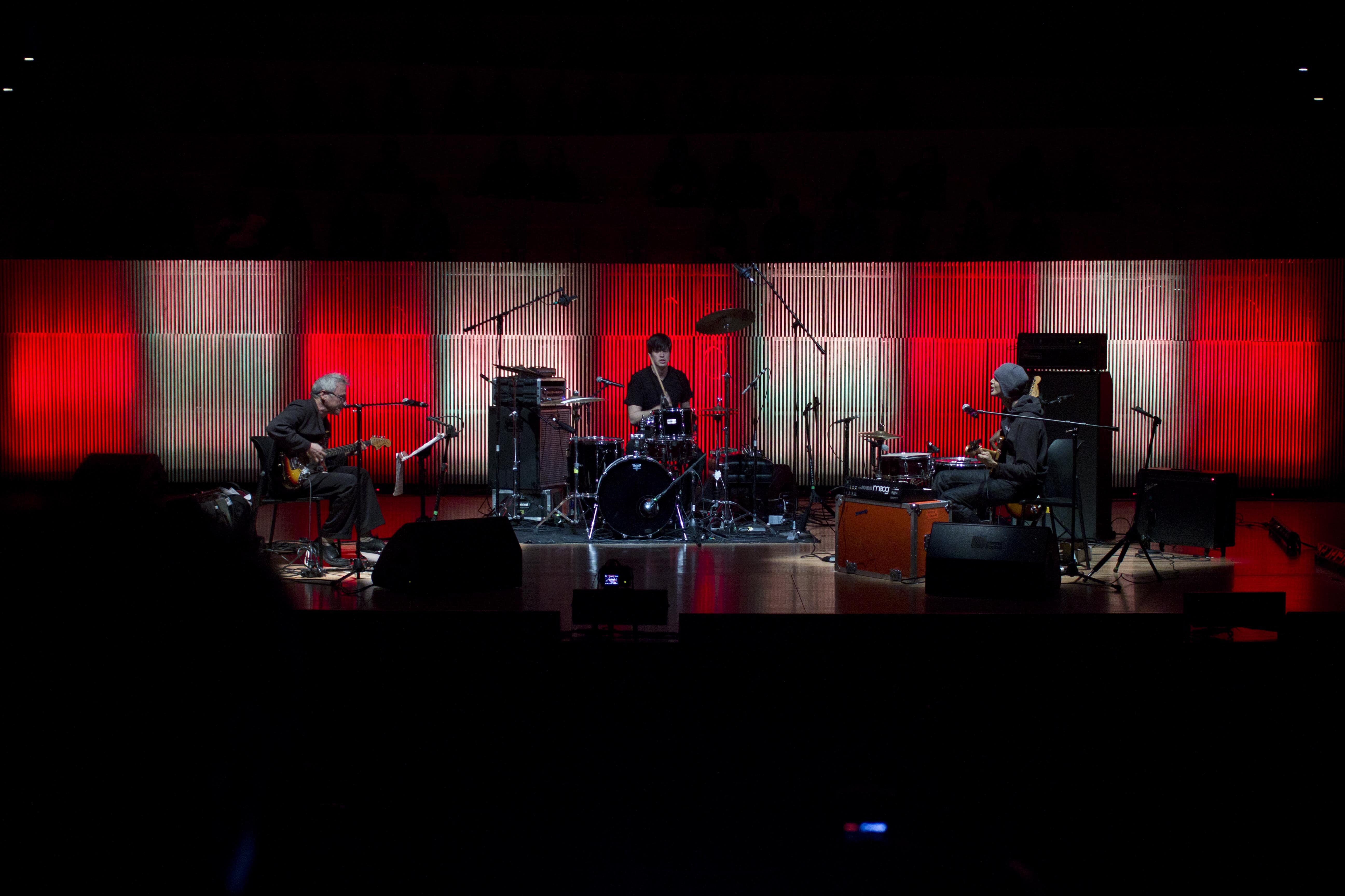 Marc Ribot's Ceramic Dog, laboratorio sonoro