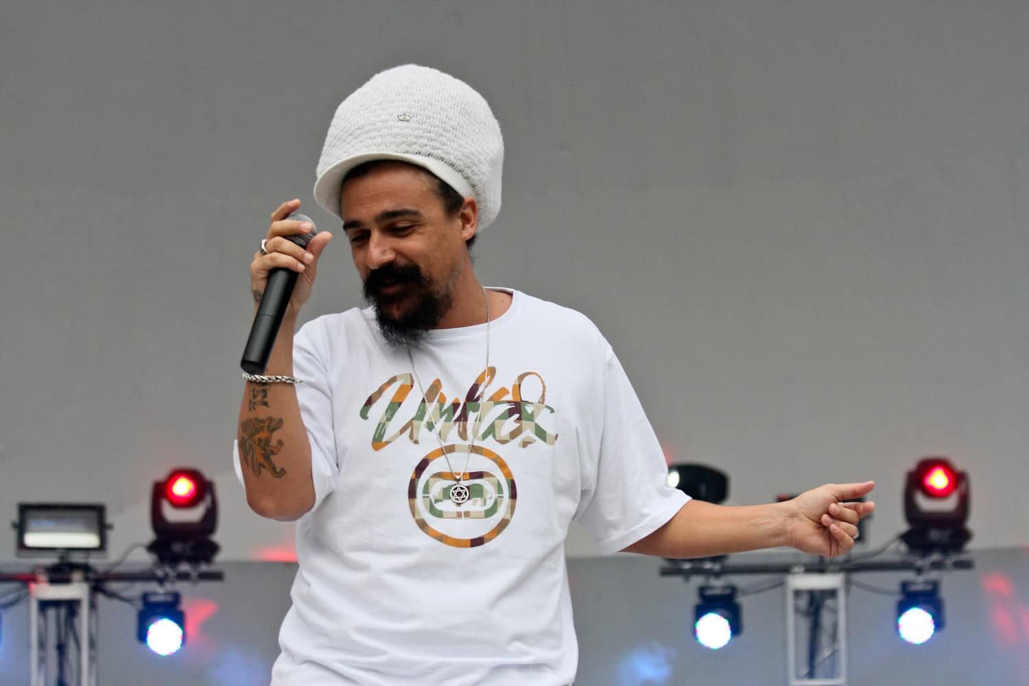 Una flor no hace la primavera pero Dread Mar I sí hace reggae