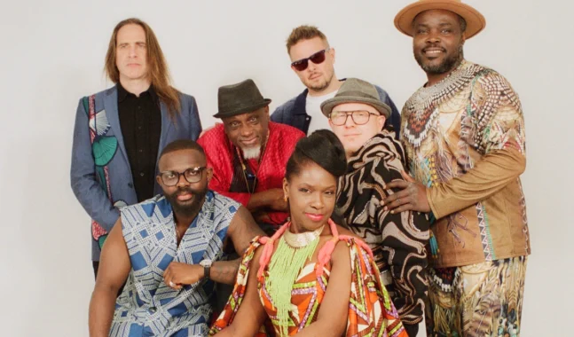 Ibibio Sound Machine anuncia el EP, 'The Black Notes'