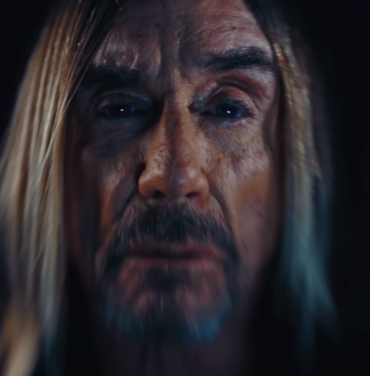 Iggy Pop recita poema de Dylan Thomas en su nuevo video