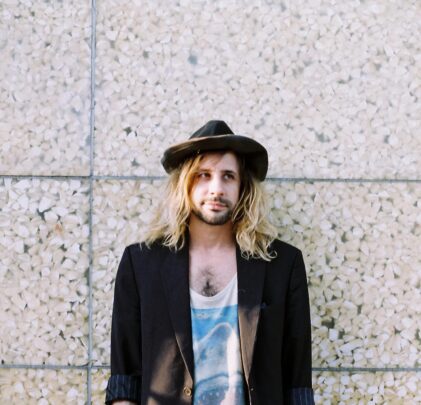 Escucha el LP debut de Iggy The Eskimo
