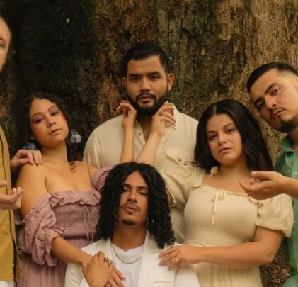 Inflorescencia comparte “Lo Que Siento”