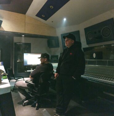 ¿Internet Money y Kevin Parker preparan colaboración?