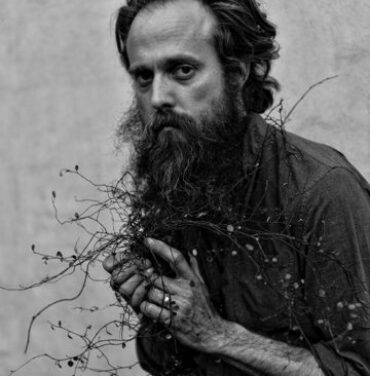 Iron & Wine estrena “Waves of Galveston”