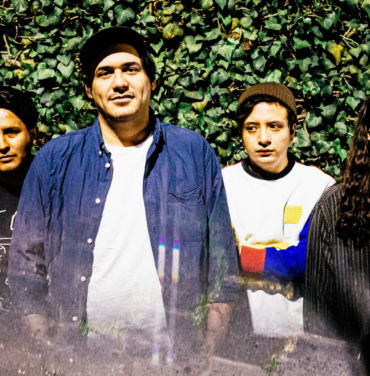 PREMIERE: Islas presenta su nuevo video “Los Ojos”