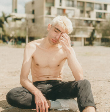 PREMIERE: Planeta No presenta su nuevo track, “Piña”