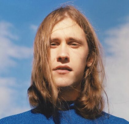 Jaakko Eino Kalevi comparte su álbum debut