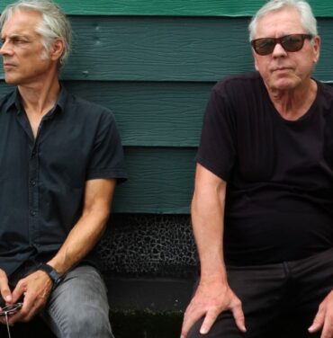 James Williamson (The Stooges) y Deniz Tek comparten “Jet Pack Nightmare”