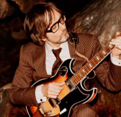 Jarvis Cocker comparte el video de “Let's Stick Around”