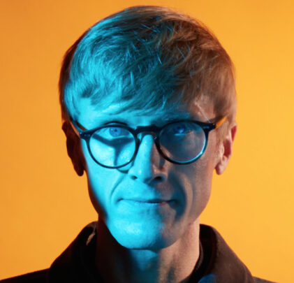 Jas Shaw de Simian Mobile Disco estrena música