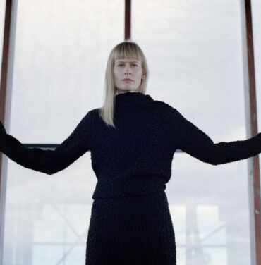 Jenny Hval estrena “The artist is absent”