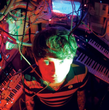 Damaged Bug estrena nuevo sencillo