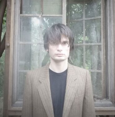 Jonny Greenwood saca a la venta su marca de aceite de oliva