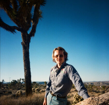 KESMAR nos invita a perseguir el arcoíris en su nuevo disco