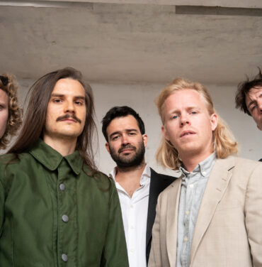 Kakkmaddafakka regresa con “Sixth Gear”