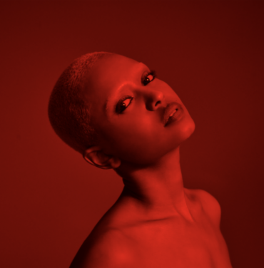 Kelela revela detalles de su nuevo álbum, ‘Raven’