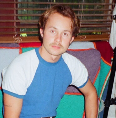 “Is It Me or Is It Love”, el nuevo sencillo de KESMAR