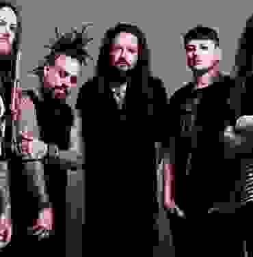 ¡Mira el nuevo video de Korn!