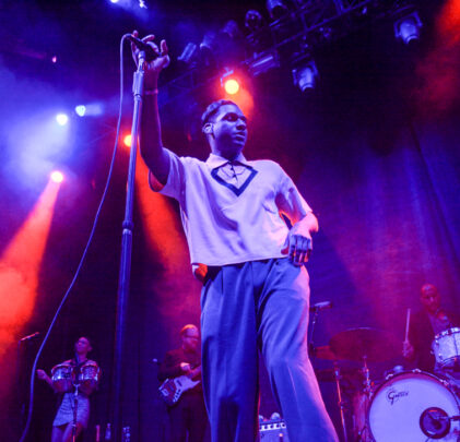 Leon Bridges en El Plaza