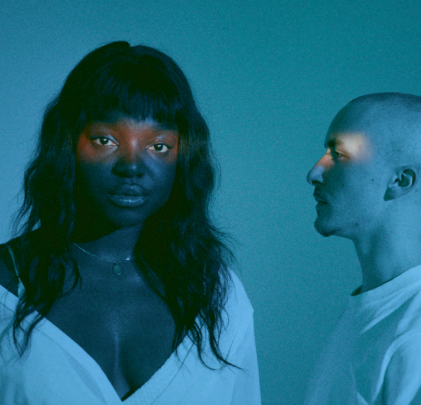 LaBlue & Astrønne: sinergia catártica de R&B y jazz