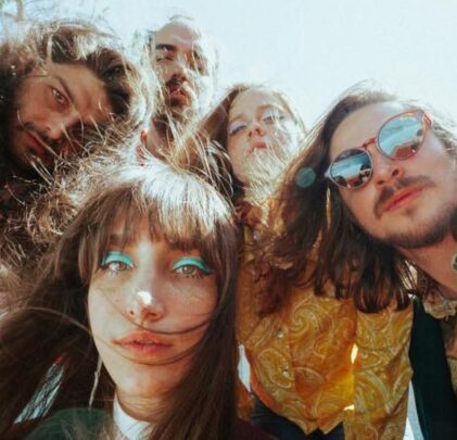 Las Robertas estrena “Awakening”