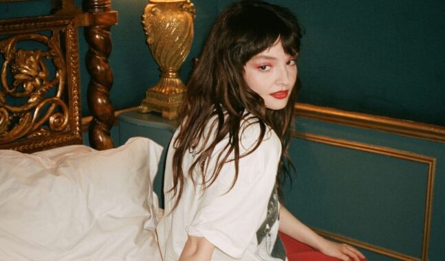 Lauren Mayberry estrena “Crocodile Tears”