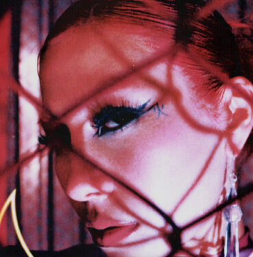 Escucha “Bad Bitch”, lo nuevo de Lee Eye