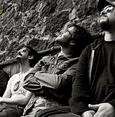 Les Moustaches quiere que escuches su blues rock