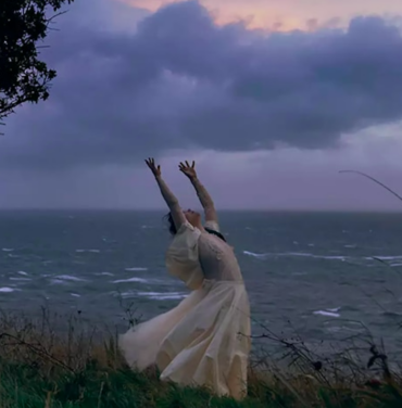 “Letter To My Daughter”, lo nuevo de Bat For Lashes