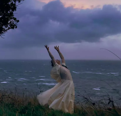 “Letter To My Daughter”, lo nuevo de Bat For Lashes