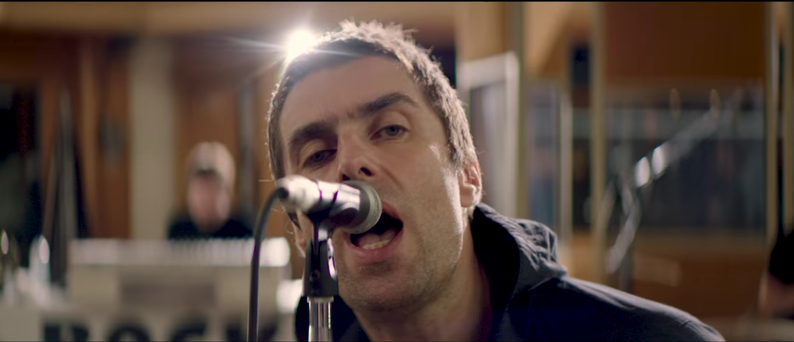 Liam Gallagher interpreta en vivo temas de Oasis