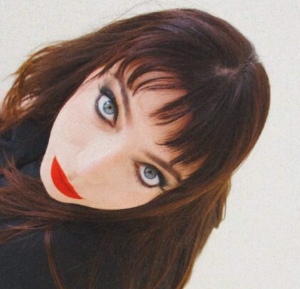 Lisa María sorprende con “(Solo Aire)”