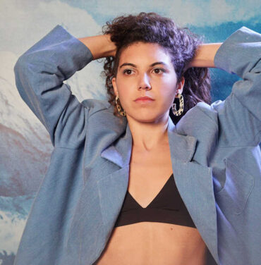 Lorena Blume comparte el tema “Guerrera”