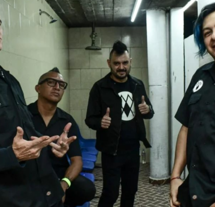 Los Estrambóticos comparte “Reír O Llorar”