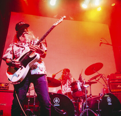 Hipnosis Presenta: Los Viejos en el Foro Indie Rocks!