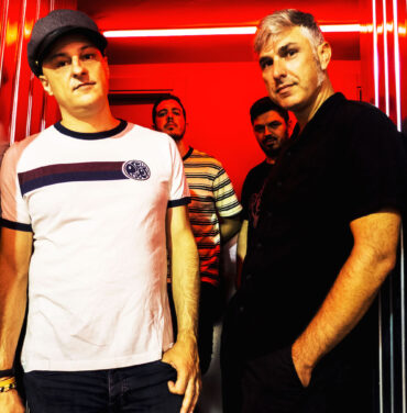 “Granada”, lo nuevo de Los Marcianos y Apartamentos Acapulco