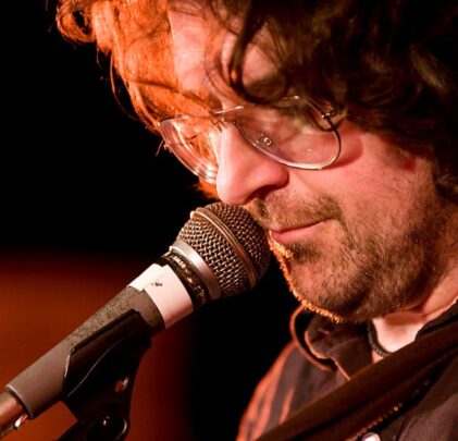 Lou Barlow estrena 