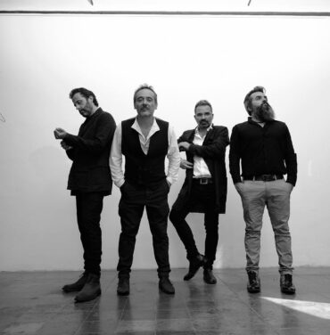 Love of Lesbian presenta la canción “El Sur”