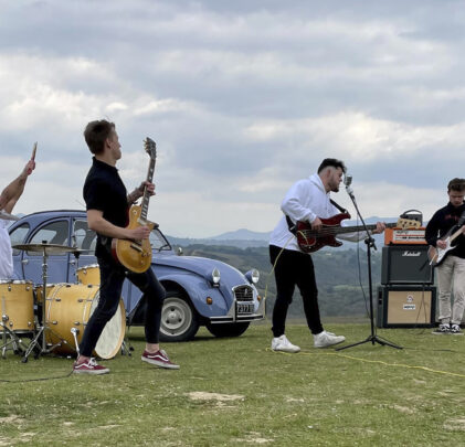 LOXX: Amor compartido por el hard indie