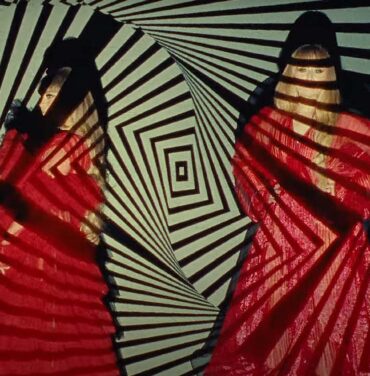 Lucius estrena “Next to Normal” y anuncia álbum