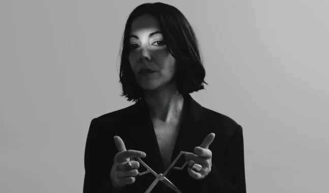 Lucrecia Dalt anuncia su nuevo álbum con “divina”