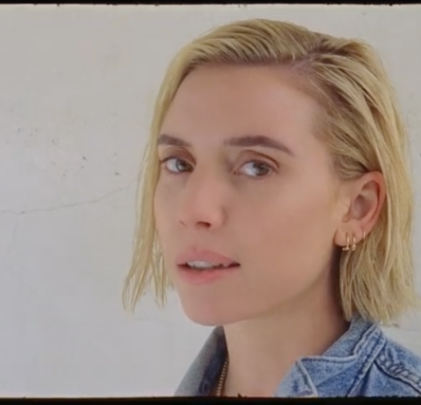 Lykke Li lanza dos temas