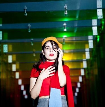 Marcela Viejo estrena videoclip